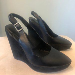 BCBGeneration Wedges Size 6